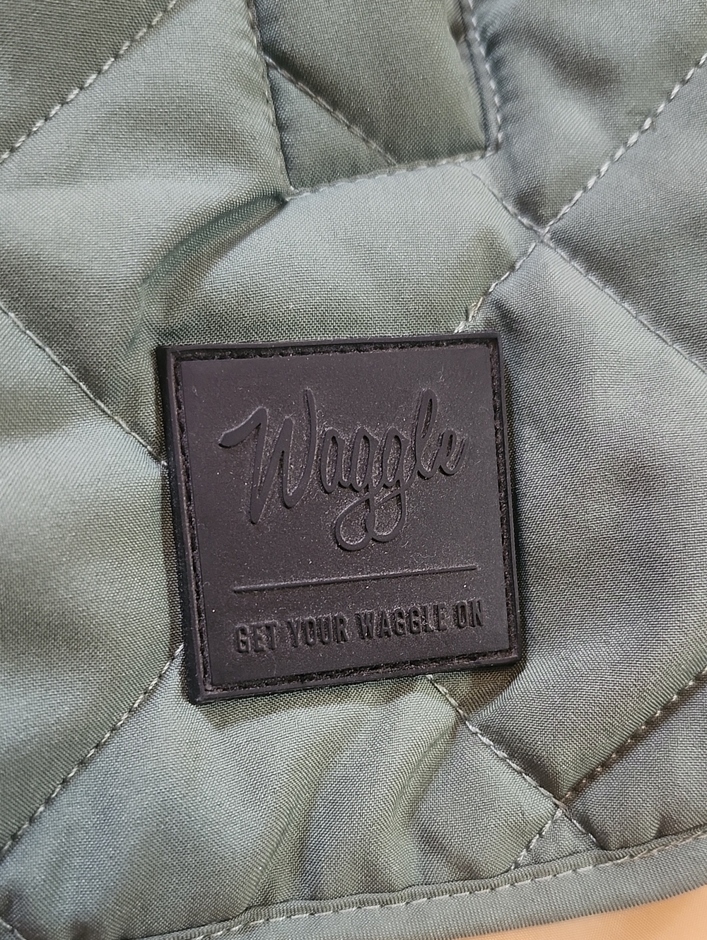 Women's Waggle Golf Crosscut Quilted Vest/Size Small - Picture 5 of 9